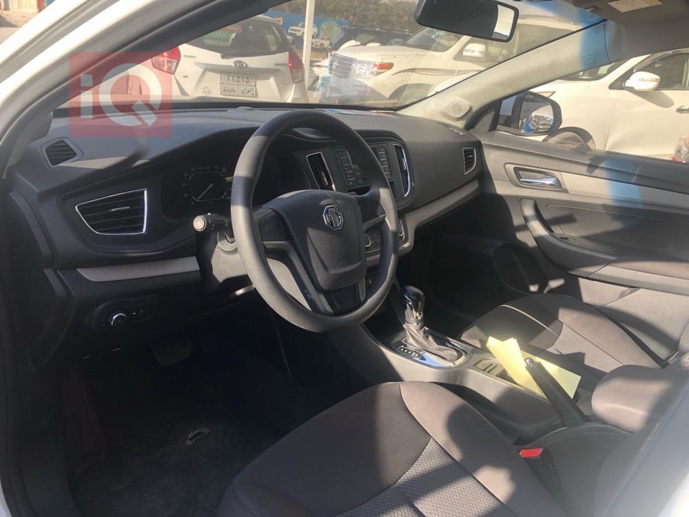 ئێم جی 350